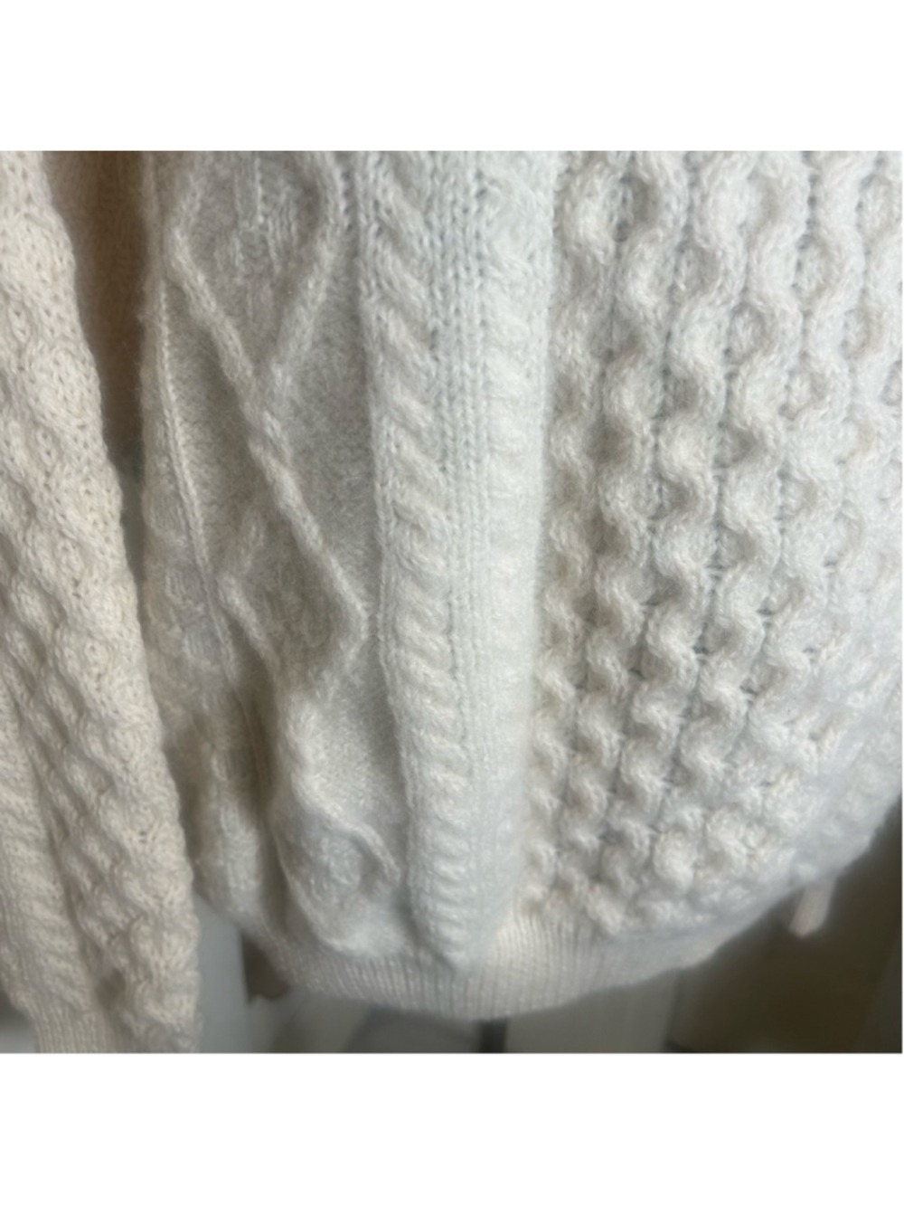 Men's Aran Crafts Cream Wool Crew Neck Fisherman Jumper Cable Knit Sweater L - Picture 3 of 8